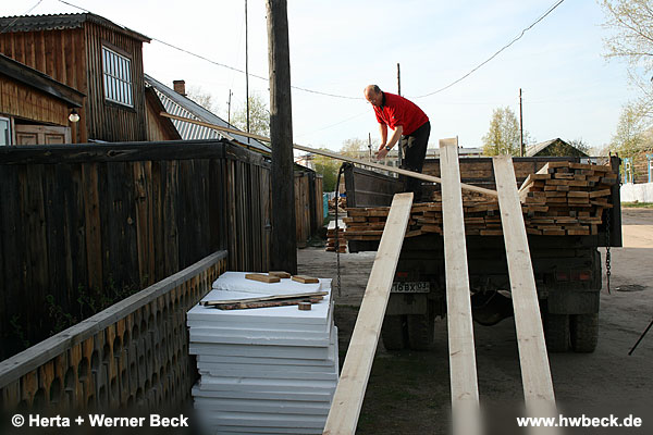 zurck zur Galeriebersicht - Jurtenbau