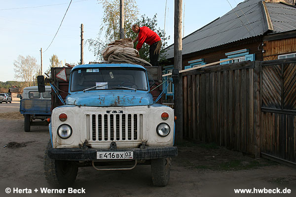 zurck zur Galeriebersicht - Jurtenbau