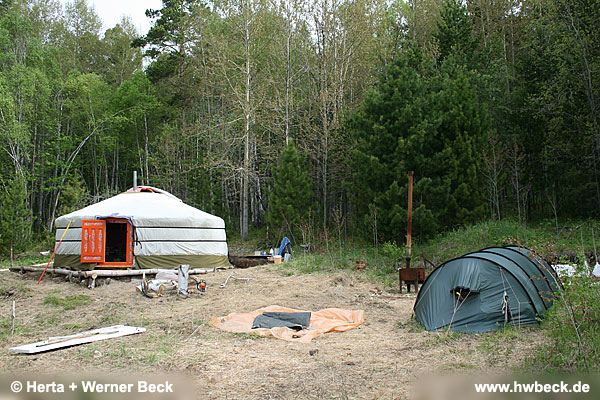 zurck zur Galeriebersicht - Jurtenbau